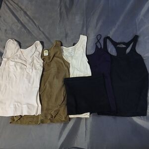 Women's 6 Assorted Tank Tops Set